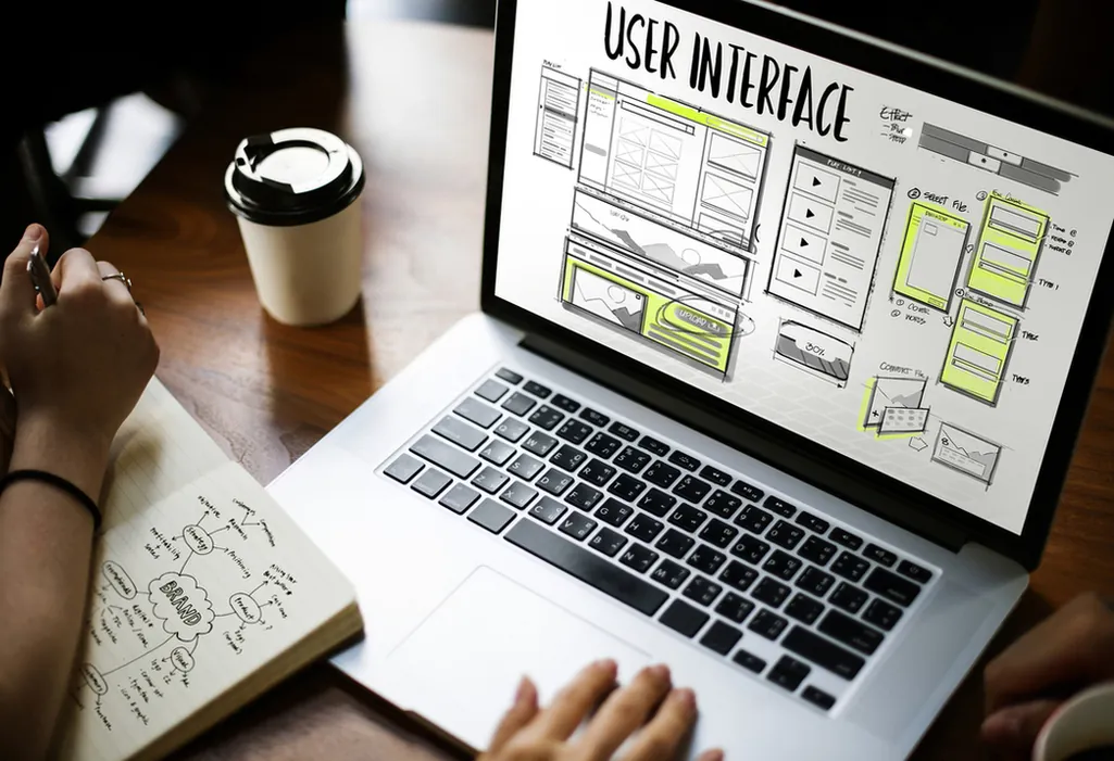 Cum să creezi un site de portofoliu pentru designer